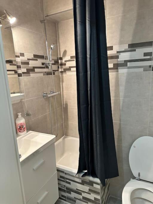 Studio Moderne Proche Disney Land Bussy-Saint-Georges Buitenkant foto