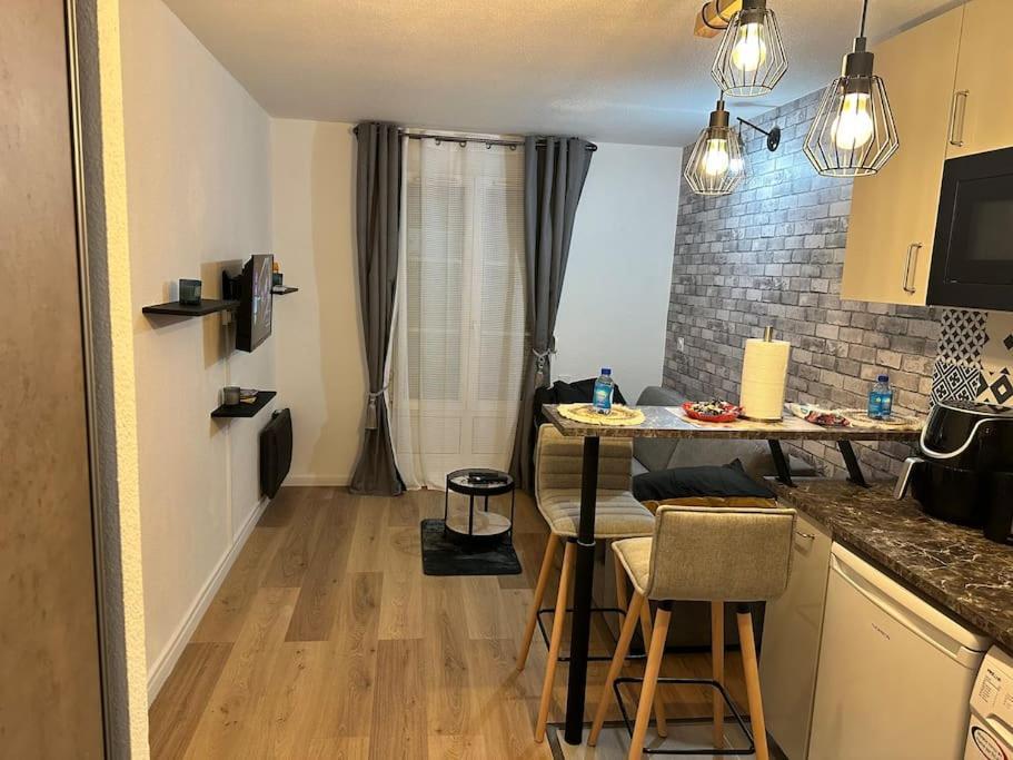 Studio Moderne Proche Disney Land Bussy-Saint-Georges Buitenkant foto